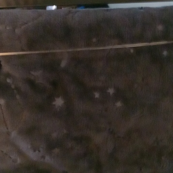 Decorative throw - Picture 2 of 2